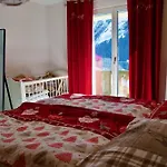 Zur Hoehe Apartmán *