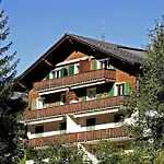 Zur Hoehe Apartmán