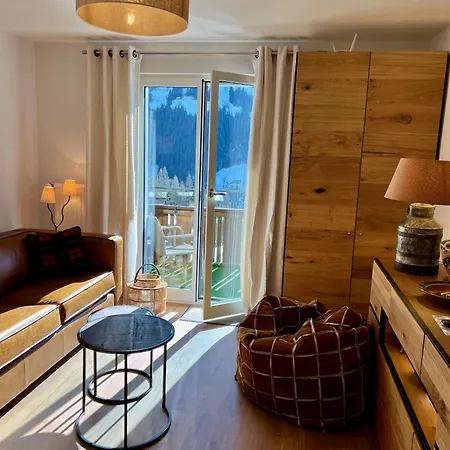 Zur Hoehe Апартаменти