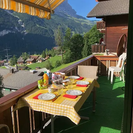 ツア ヘーエ アパート