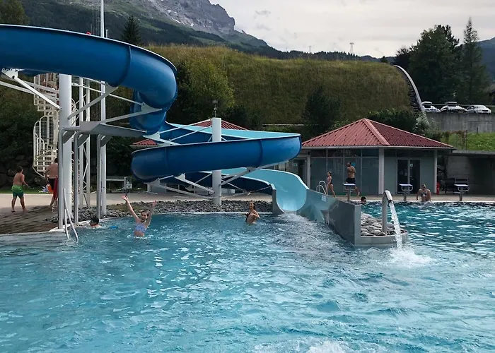 Zur Hoehe Апартаменты